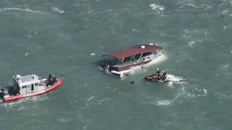 Barco afunda e deixa um morto e três desparecidos na Califórnia