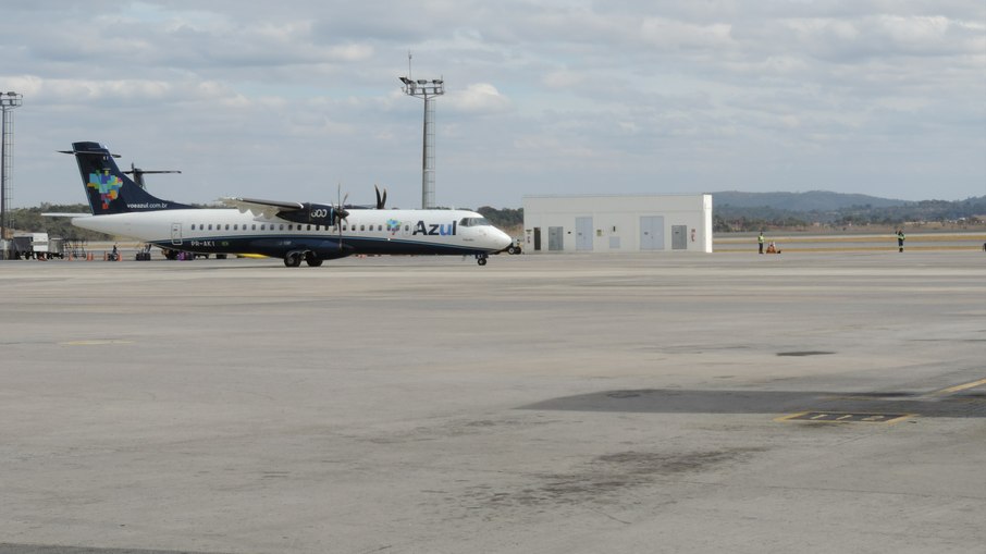 Voos da Azul de Uberaba para Campinas serão suspensos em agosto Voos da Azul de Uberaba para Campinas serão suspensos em agosto