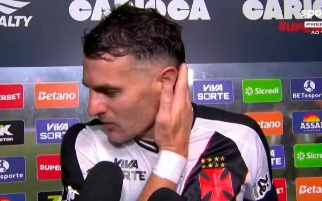 Vegetti não gostou da atuação do Vasco contra o Flamengo e cobrou evolução Vegetti não gostou da atuação do Vasco contra o Flamengo e cobrou evolução