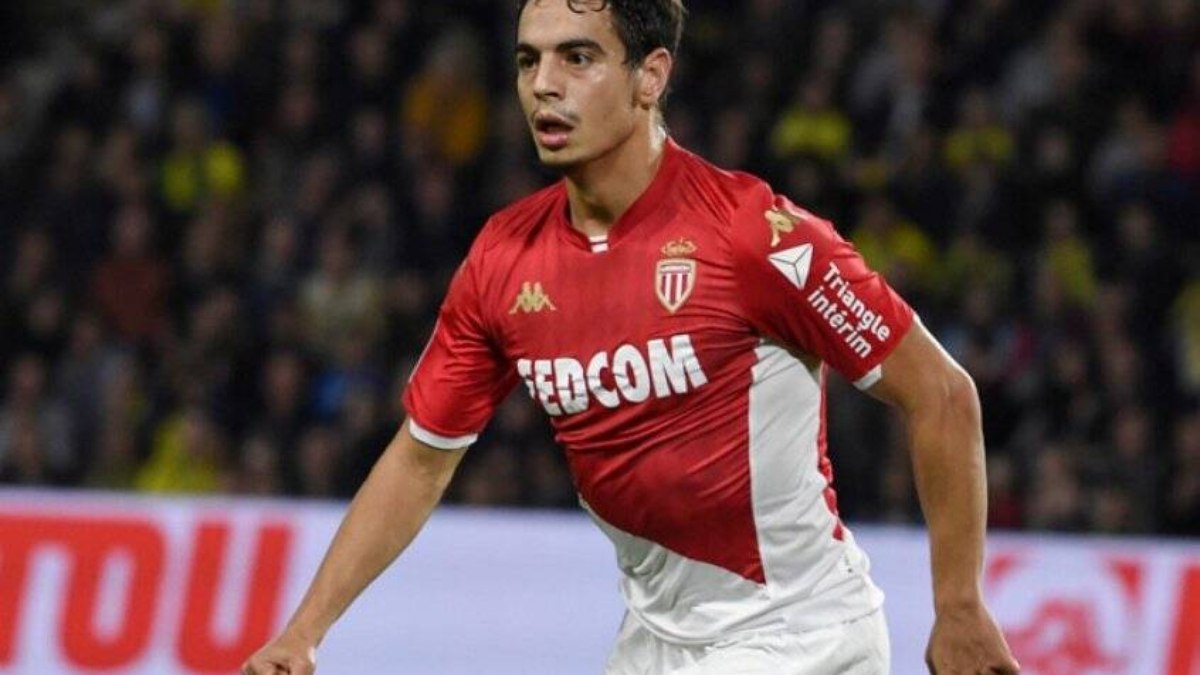 Ben Yedder está livre no mercado desde o fim do contrato com o Monaco