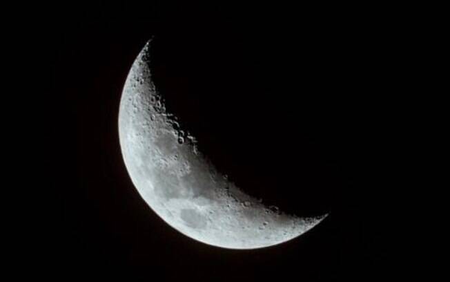 Lua Crescente em Leão Lua Crescente em Leão