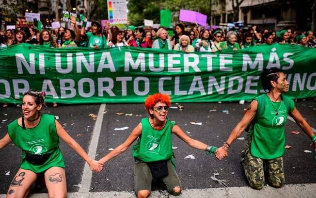 Aborto é legalizado na Argentina
