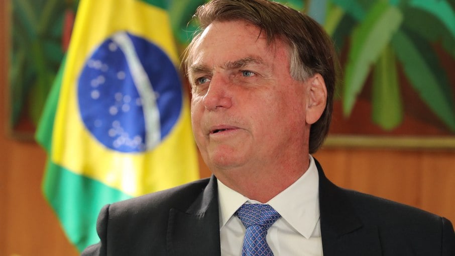Jair Bolsonaro estava em comício em Divinópolis (MG)