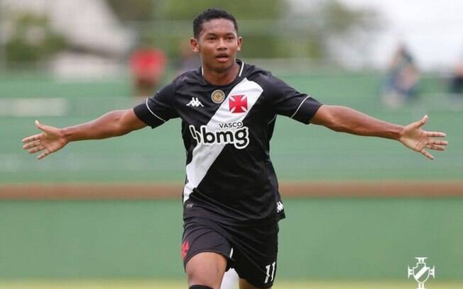 O primeiro a gente nunca esquece: Eguinaldo destaca seu gol no título do Vasco da Recopa Carioca Sub-17