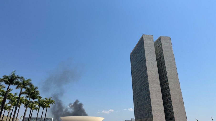 Explosão em banheiro químico mobiliza PMDF a 2 km do STF