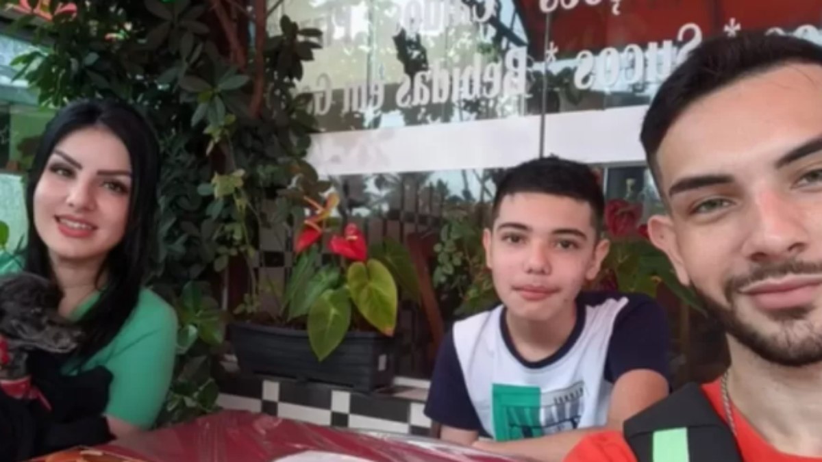 Professora e os dois filhos foram mortos por PM Professora e os dois filhos foram mortos por PM