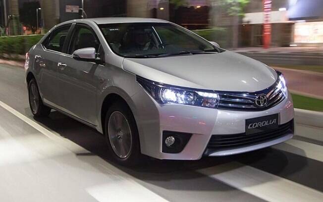 Quinta geração do Toyota Corolla é valorizada no mercado de seminovos, com depreciação de apenas -4,89%
