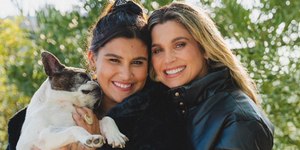 Flávia Alessandra se emociona com homenagem das filhas e da mãe