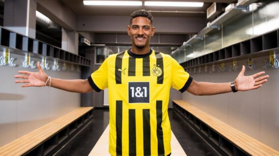 Haller foi anunciado pelo Borussia Dortmund há poucos dias
