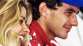 Adriane%20Galisteu%20lembra%20Ayrton%20Senna%20em%20post%20na%20web%3A%20%22Homenagem%20linda%22