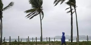 Ventos de até 76km/h e chuva marcam a segunda-feira no Rio (21)