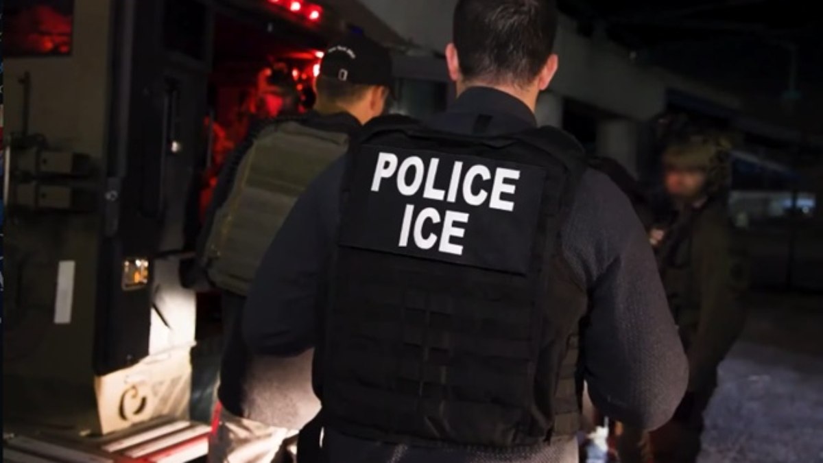 Coreanos cobram reparação após ação do ICE em fábrica nos EUA