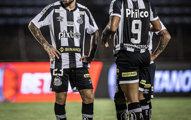 Odair admite preocupação com o Santos na disputa do Brasileirão Odair admite preocupação com o Santos na disputa do Brasileirão