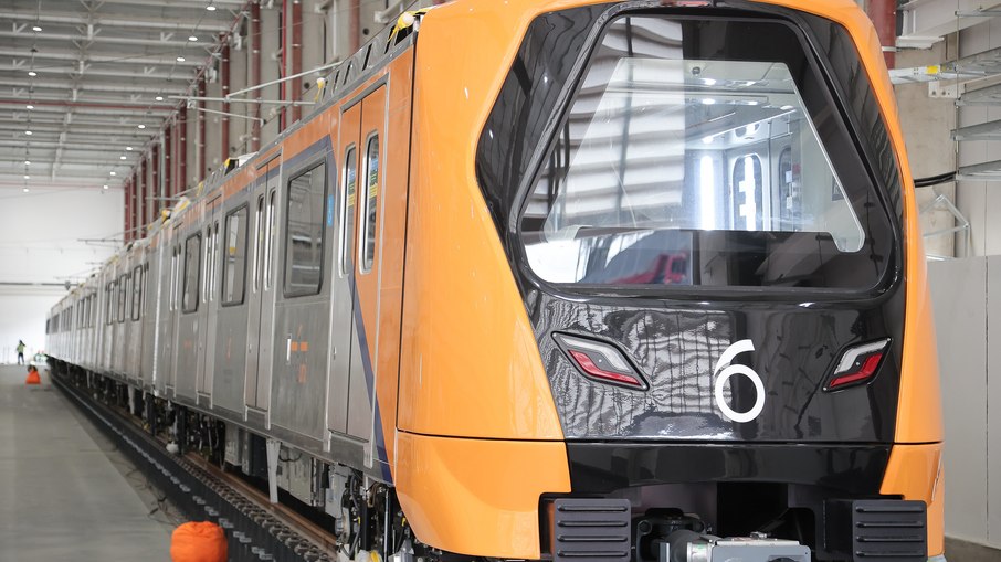 Trem da Linha 6–Laranja do metrô de São Paulo Trem da Linha 6–Laranja do metrô de São Paulo