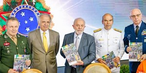 Idade mínima para aposentadoria de militares é mantida pelo governo