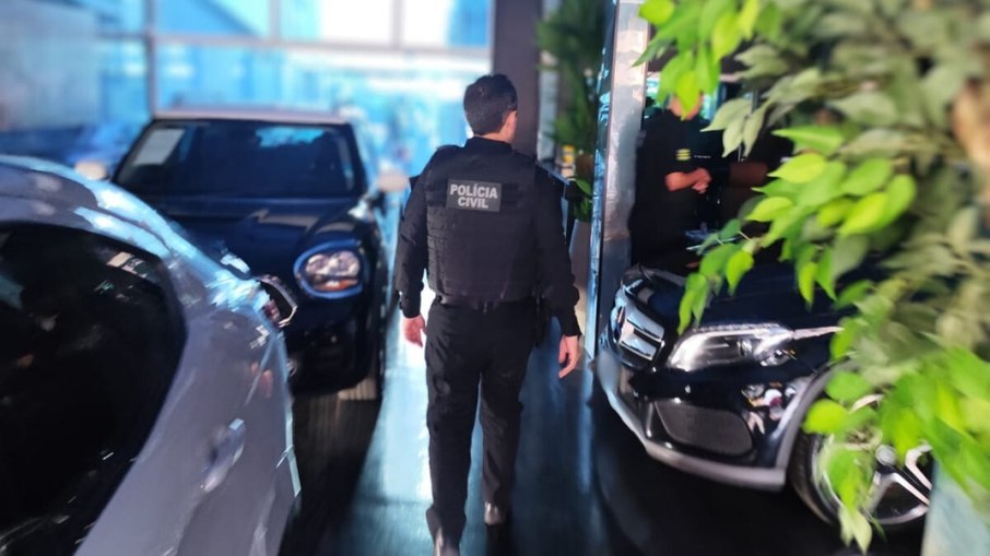 Loja de veículos aplicava golpes na consignação em Goiás, diz Polícia Civil Loja de veículos aplicava golpes na consignação em Goiás, diz Polícia Civil