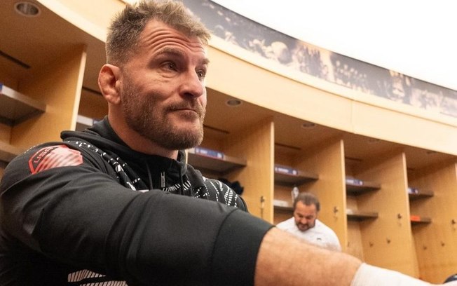 Stipe Miocic decide se aposentar do MMA depois de derrota para Jones Stipe Miocic decide se aposentar do MMA depois de derrota para Jones