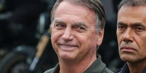 Bolsonaro pede a Moraes para reduzir pena com leitura de livros