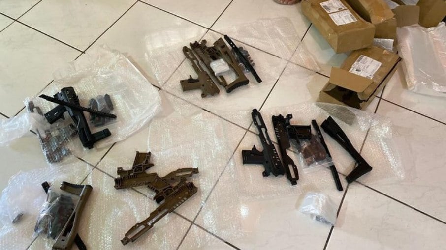 PF apreende contrabandista de armas no Rio de Janeiro