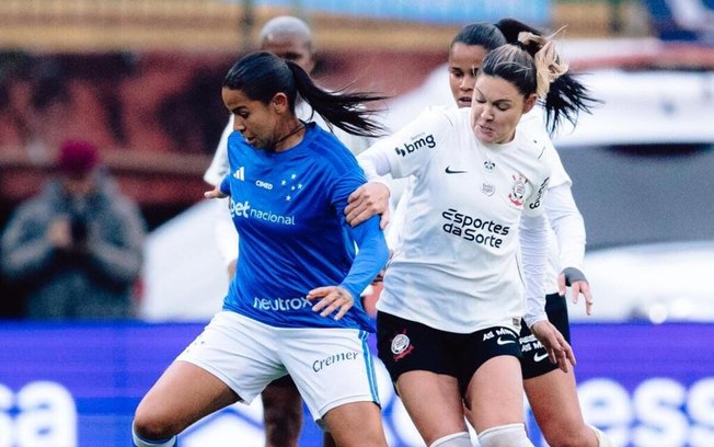 Jhonson marcou o primeiro gol do Corinthians na partida Jhonson marcou o primeiro gol do Corinthians na partida