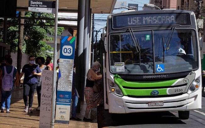 Transporte público de Ribeirão Preto amplia horários dos ônibus Transporte público de Ribeirão Preto amplia horários dos ônibus