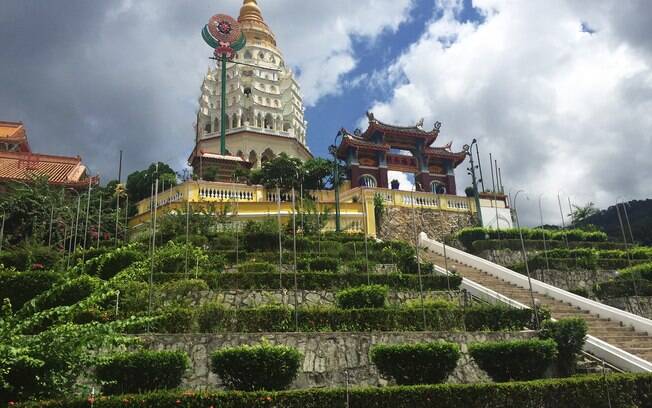 Kek Lok Si Templo é uma belo lugar que traz muita tranquilidade e paz 