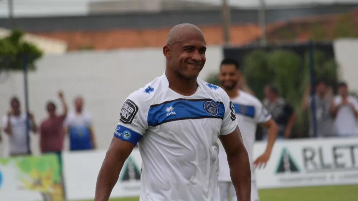 Ex-jogador de futebol é morto a tiros aos 44 anos