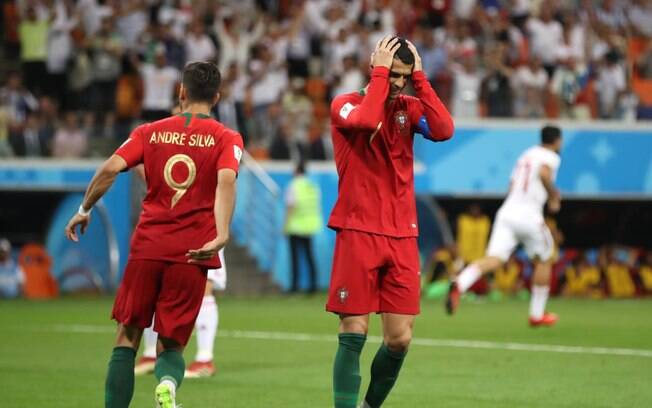 Cristiano Ronaldo perdeu pênalti na partida entre Portugal x Irã Cristiano Ronaldo perdeu pênalti na partida entre Portugal x Irã