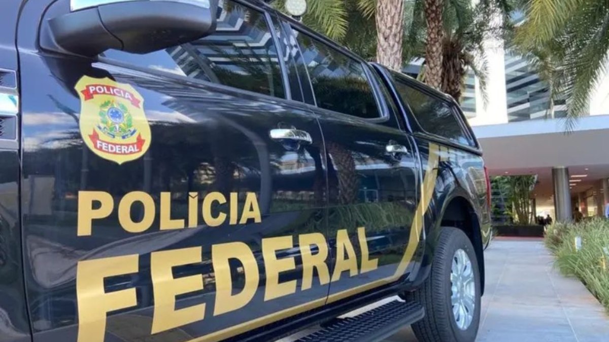 A Polícia Federal investigou e ofereceu um relatório com mais de 800 páginas