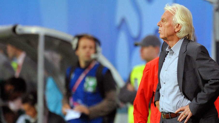 Leo Beenhakker, ex-técnico do Real Madrid, morre aos 82 anos Leo Beenhakker, ex-técnico do Real Madrid, morre aos 82 anos