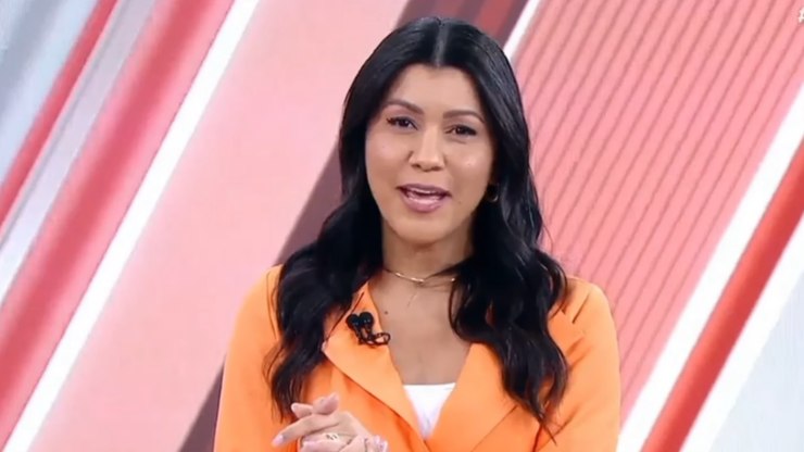 Mudança de Horário no SBT Causa Confusão e Apresentadora Erra Chamada ao Vivo