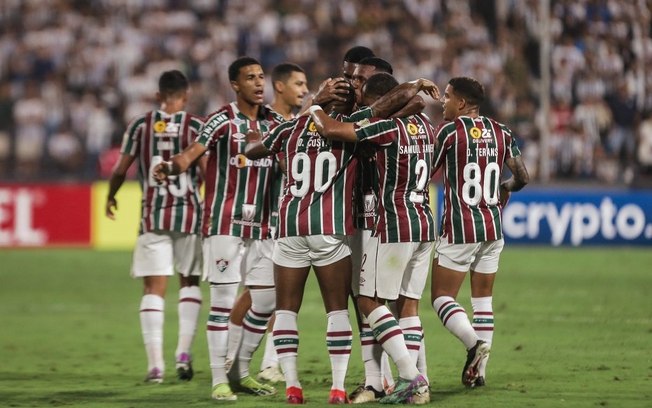 Fluminense visita o Corinthians com desfalques pelo Brasileirão