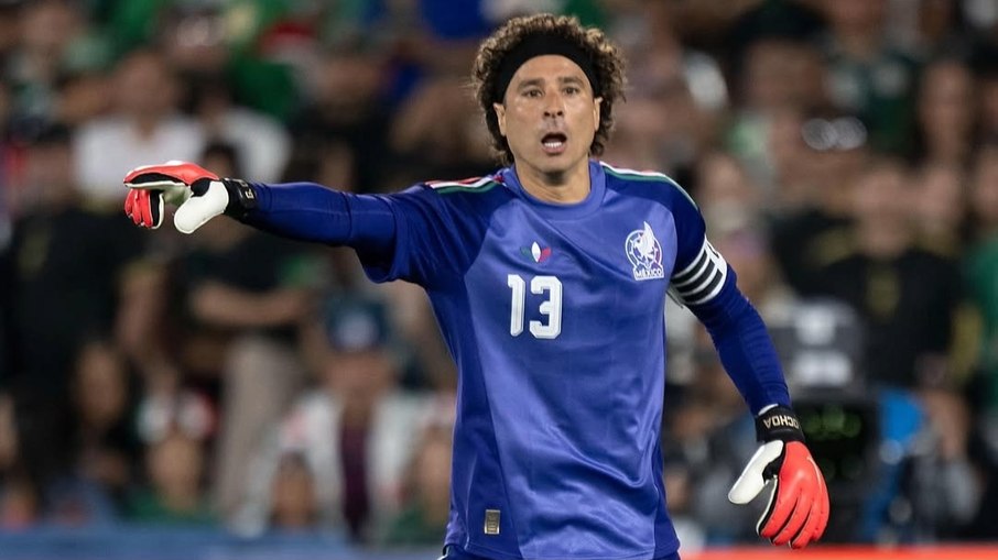 Ochoa vai para a sexta Copa do Mundo Ochoa vai para a sexta Copa do Mundo