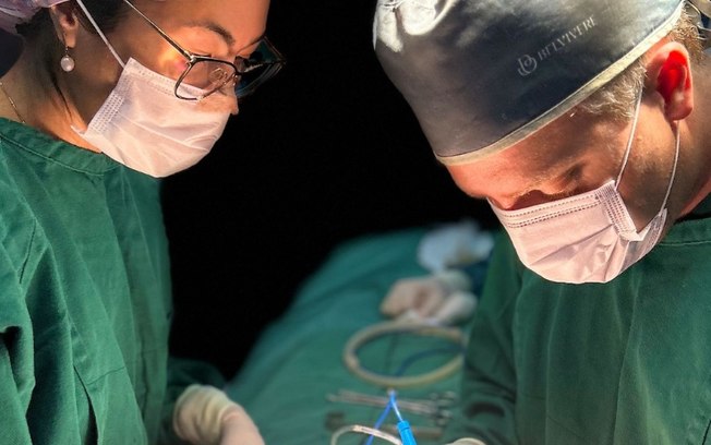 Cirurgia explora lifting facial com cicatriz reduzida