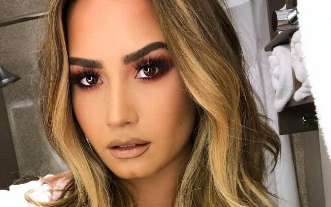 Demi Lovato é internada em Los Angeles após overdose de heroína, diz o site americano TMZ
