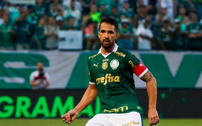 Zagueiro Luan vive seus últimos dias com a camisa do Palmeiras