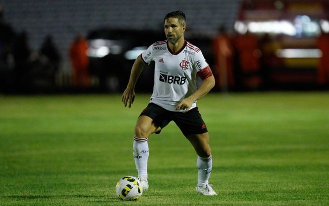 Dorival indica Flamengo com Diego Ribas entre os titulares para enfrentar o Tolima, pela Libertadores
