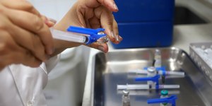 Dengue: nova vacina começa ser aplicada em profissionais da saúde