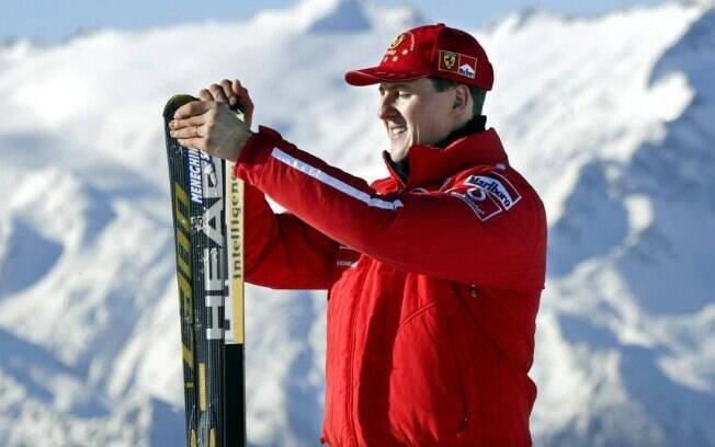 Michael Schumacher se acidentou enquanto esquiava na Súíça