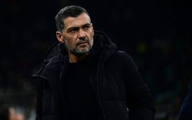O técnico do Milan, Sérgio Conceição O técnico do Milan, Sérgio Conceição