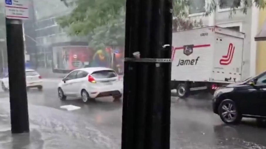 São Paulo em estado de atenção para chuvas fortes