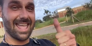 Moraes notifica Eduardo Bolsonaro sobre denúncia da PGR