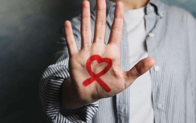 Aids: casos de HIV aumentam 17% no país