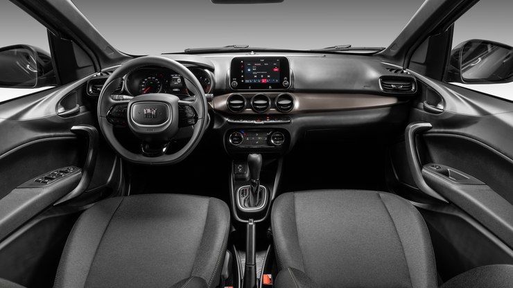 Stellantis ativa serviço interativo em carros na Europa e EUA