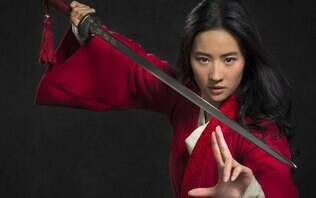Fãs
pedem boicote a “Mulan” após atriz apoiar polícia de Hong Kong em protestos