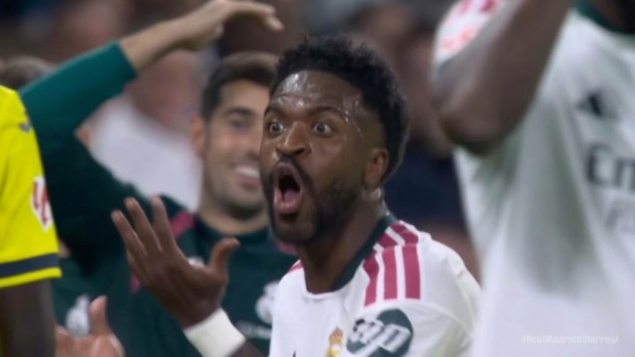 Vini Jr. tem gol anulado e é expulso em vitória do Real Madrid
