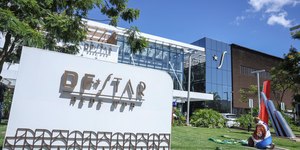 Alexandre de Moraes autoriza Bolsonaro a fazer exames no hospital