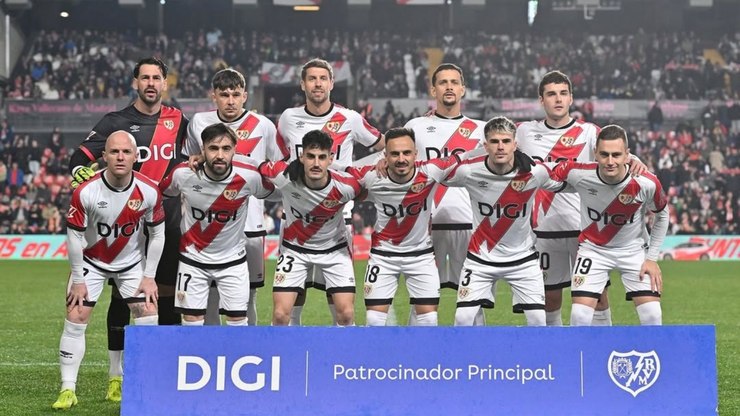 Elenco protesta contra time espanhol e alega falta de estrutura