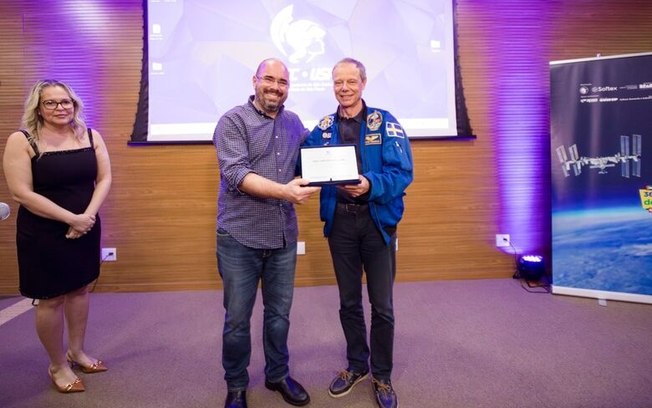 Prefeitura homenageia astronauta sueco Arne Chister Fuglesang Prefeitura homenageia astronauta sueco Arne Chister Fuglesang