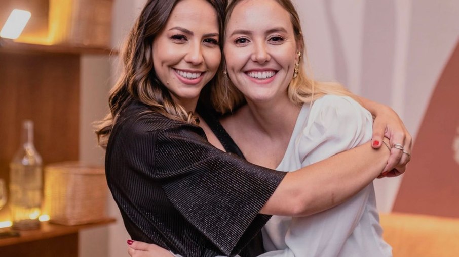 Maria Cecília Bere e Thais Bere, do Grupo Fala
